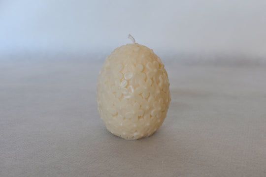 Rapswachskerze handgegossen Osterei Blümchen klein weiß