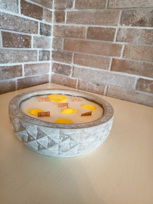 Sommerkollektion Duftkerze Citronella in Betonschale